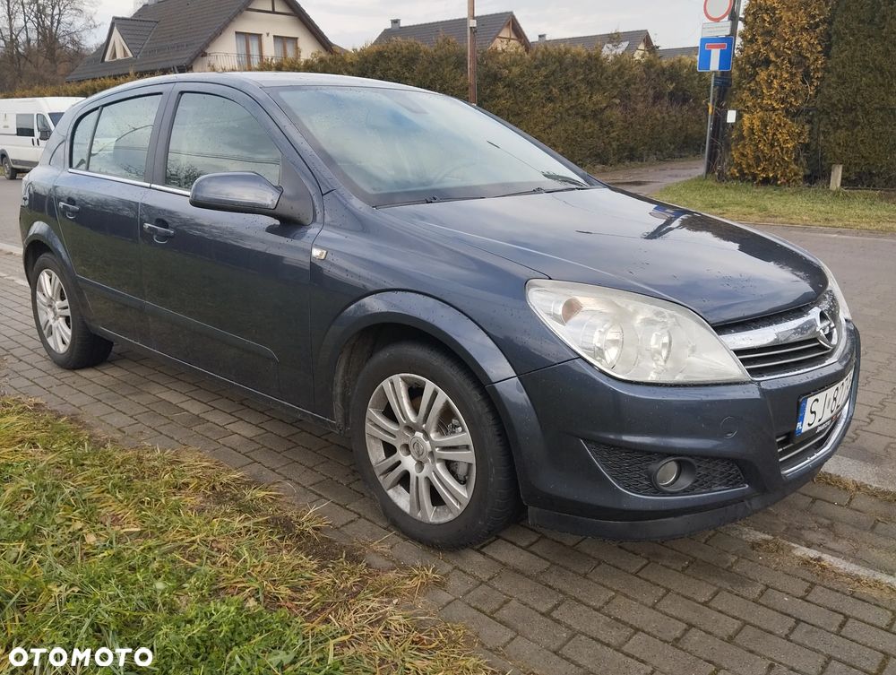 Opel Astra 1.7 CDTI ecoFLEX - 23