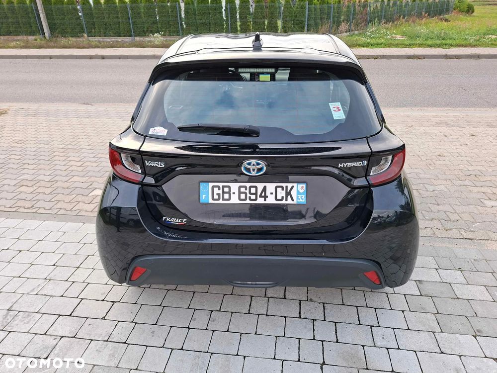 Toyota Yaris Hybrid 100 Life - 4