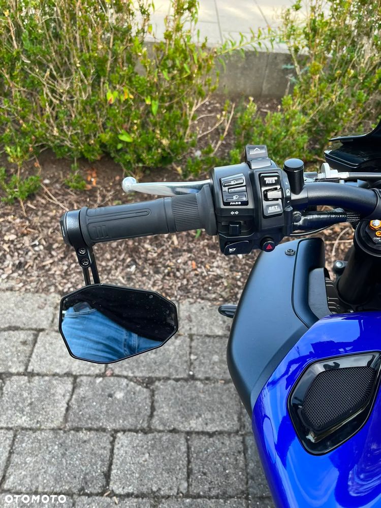 Yamaha MT - 2