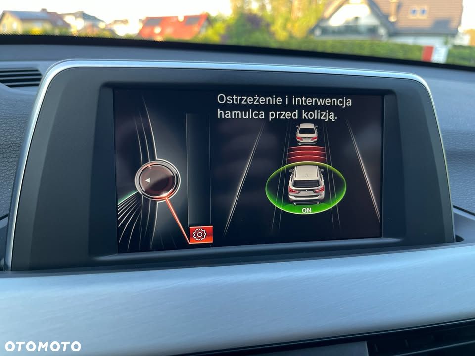 BMW X1 sDrive18i - 13