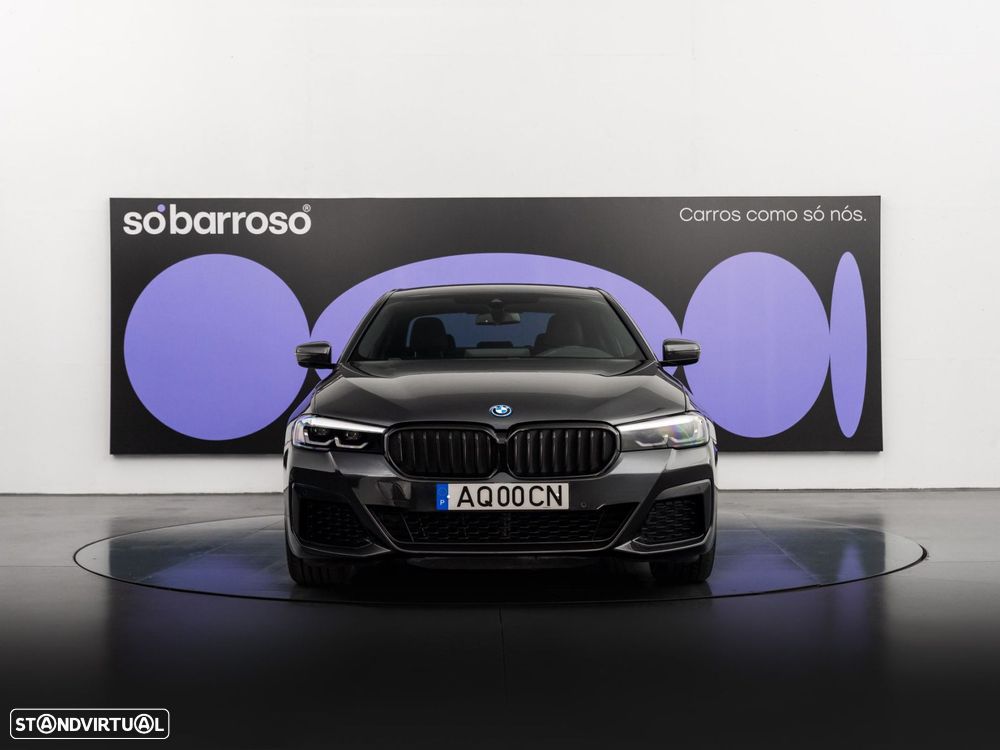 BMW 530 e Pack M - 8