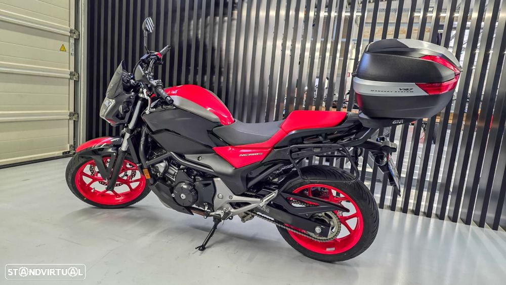 Honda NC750S - 4