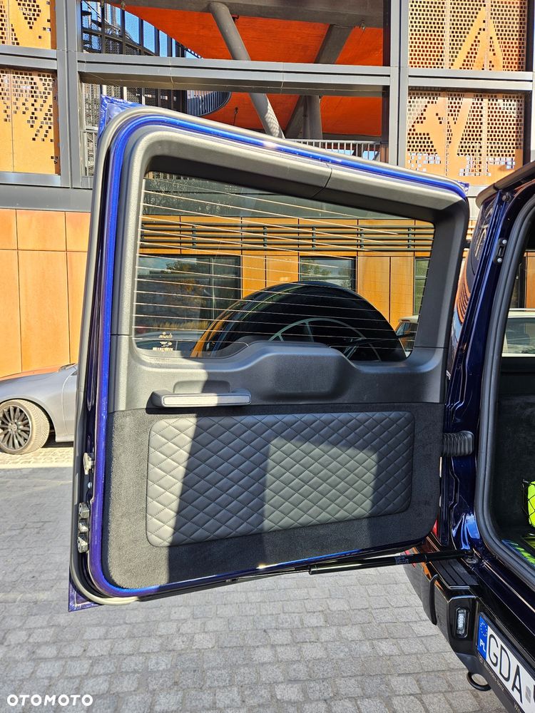 Mercedes-Benz Klasa G 400 d - 18