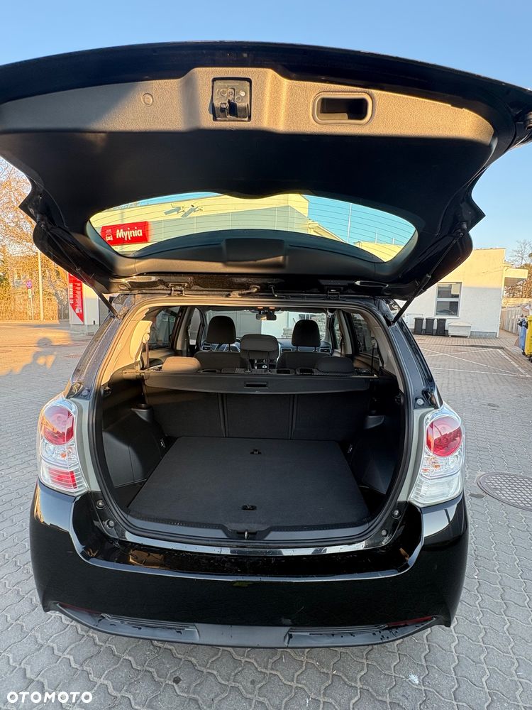 Toyota Verso 2.0 D-4D 5-Sitzer Executive - 17