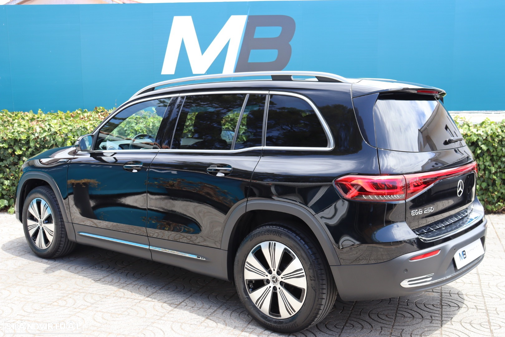 Mercedes-Benz EQB 250 Progressive - 4
