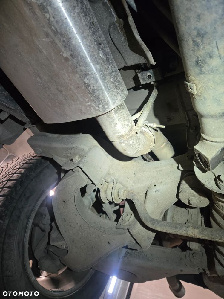 Nissan Pathfinder - 24