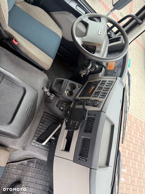 Volvo FL 250 Kontener 24palety /Sypialka/ Ładowność 8700kg/Euro6 - 7