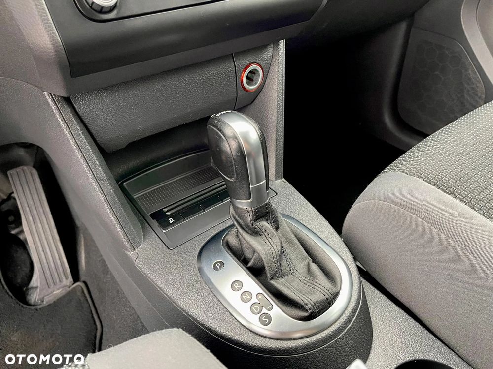 Volkswagen Touran 2.0 TDI DSG Highline - 34