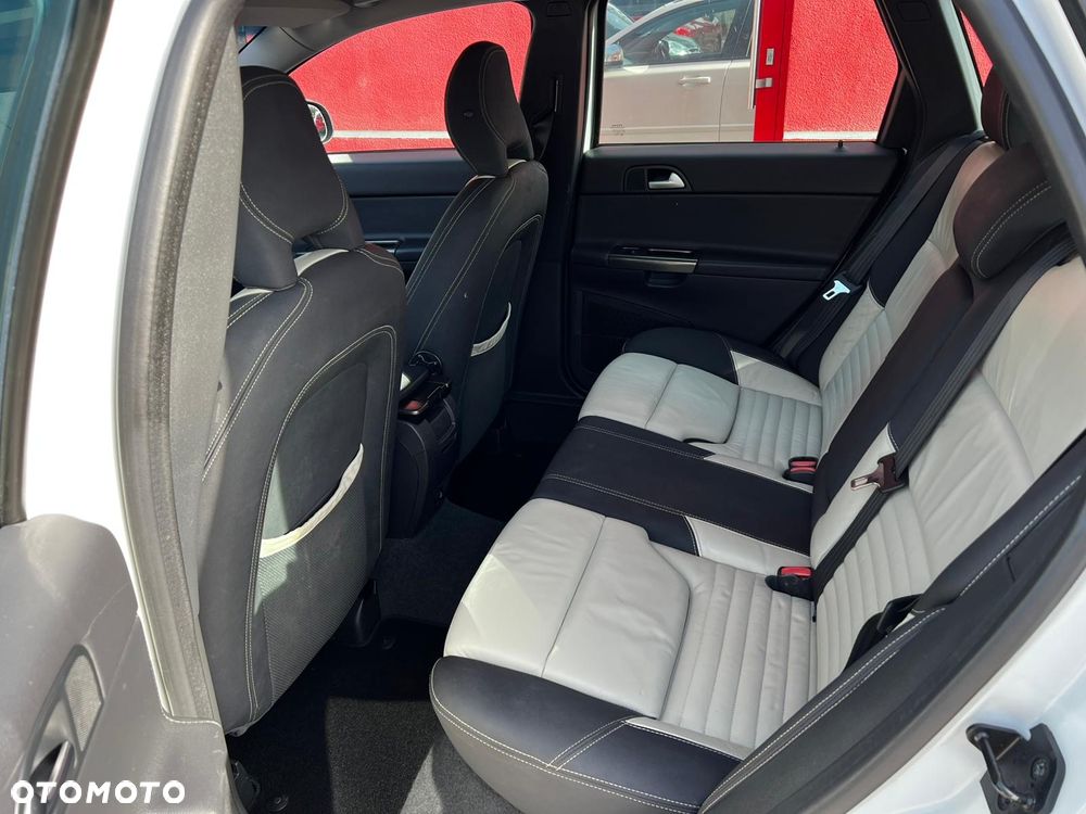 Volvo V50 DPF D2 RDesign Pro Edition - 22