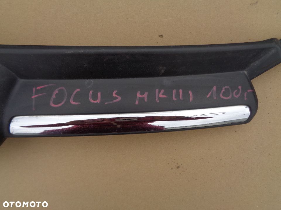FORD FOCUS MK III GRILL - 2