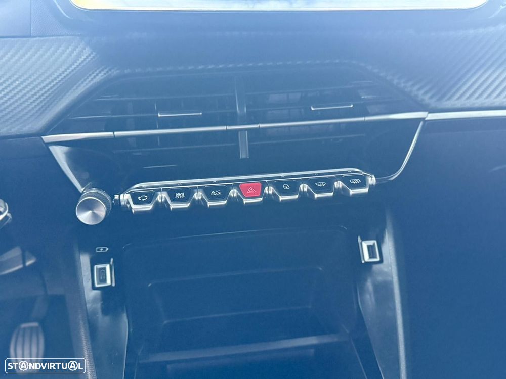 Peugeot 208 1.2 PureTech Active - 10