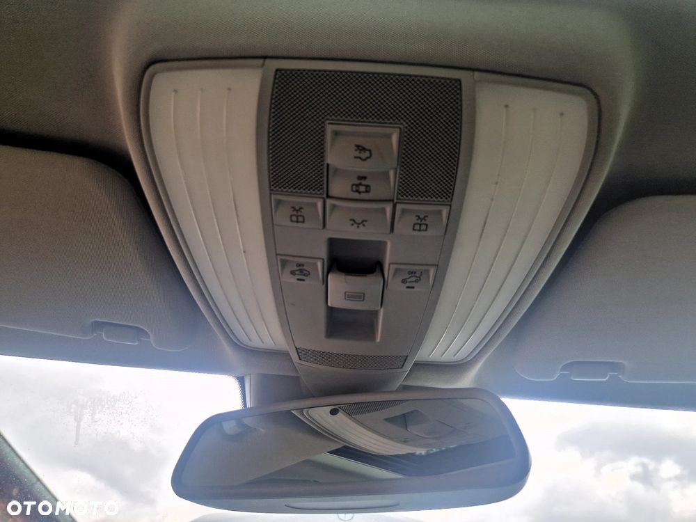 Mercedes-Benz Klasa E 350 CDI DPF BlueEFFICIENCY 7G-TRONIC Avantgarde - 13