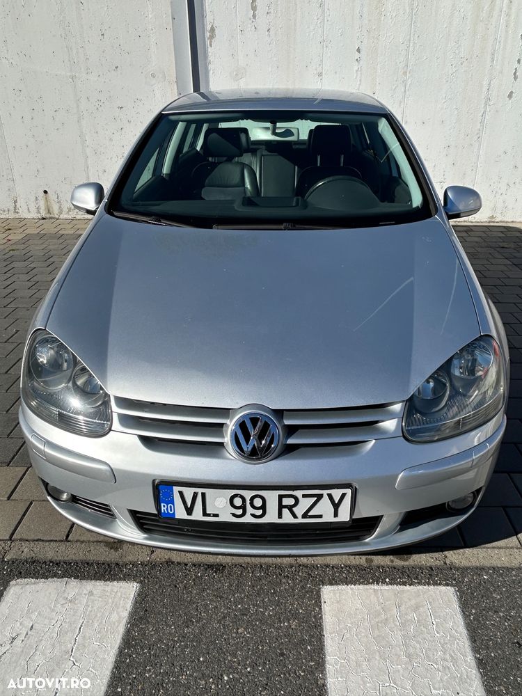 Volkswagen Golf 1.6 FSI Sportline - 12