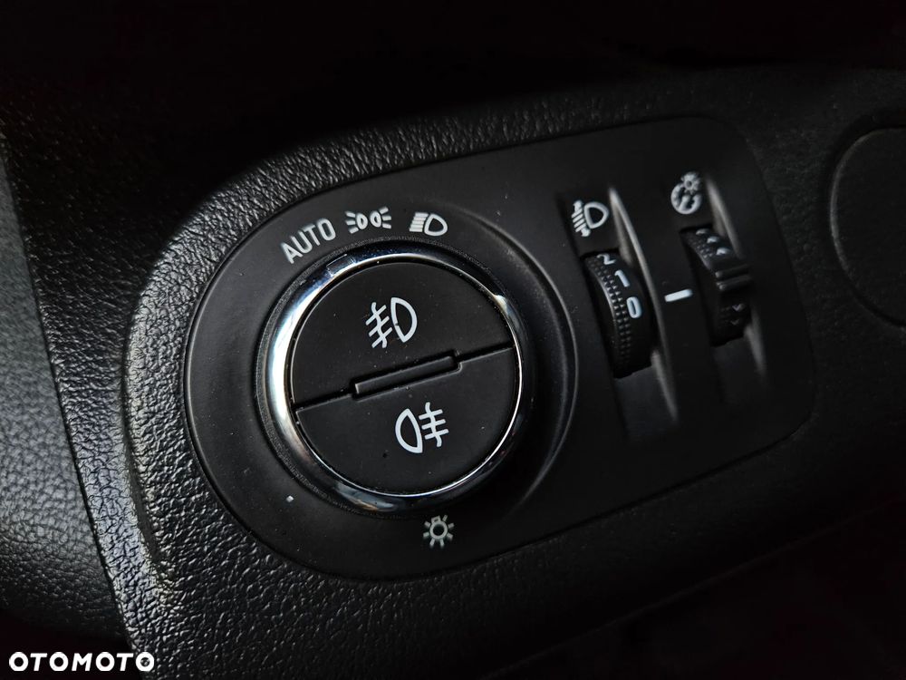 Opel Combo XL 1.5 D Start/Stop Elegance - 29