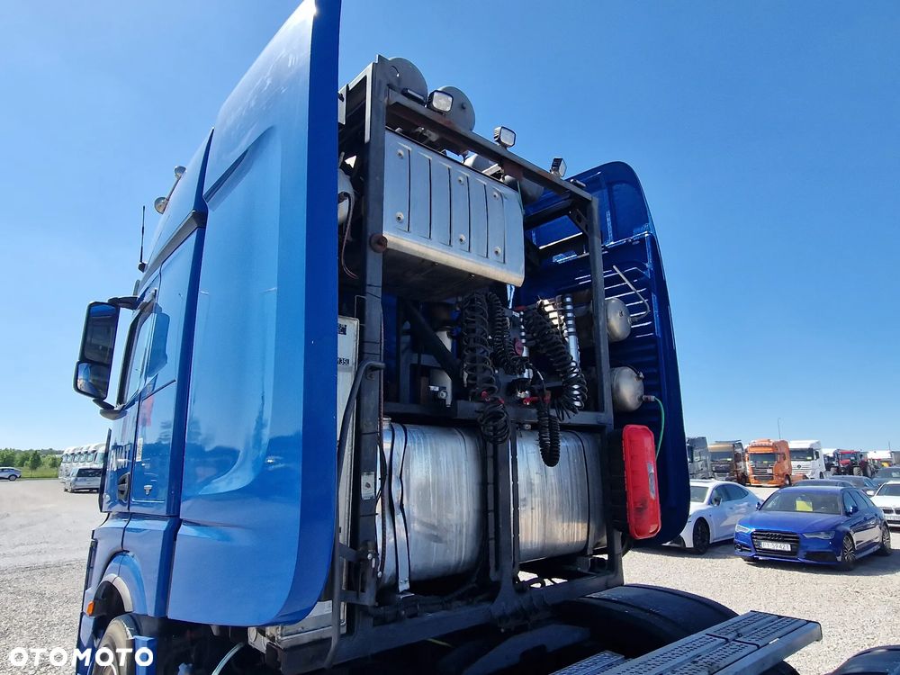 Mercedes-Benz Actros 4158 - 9