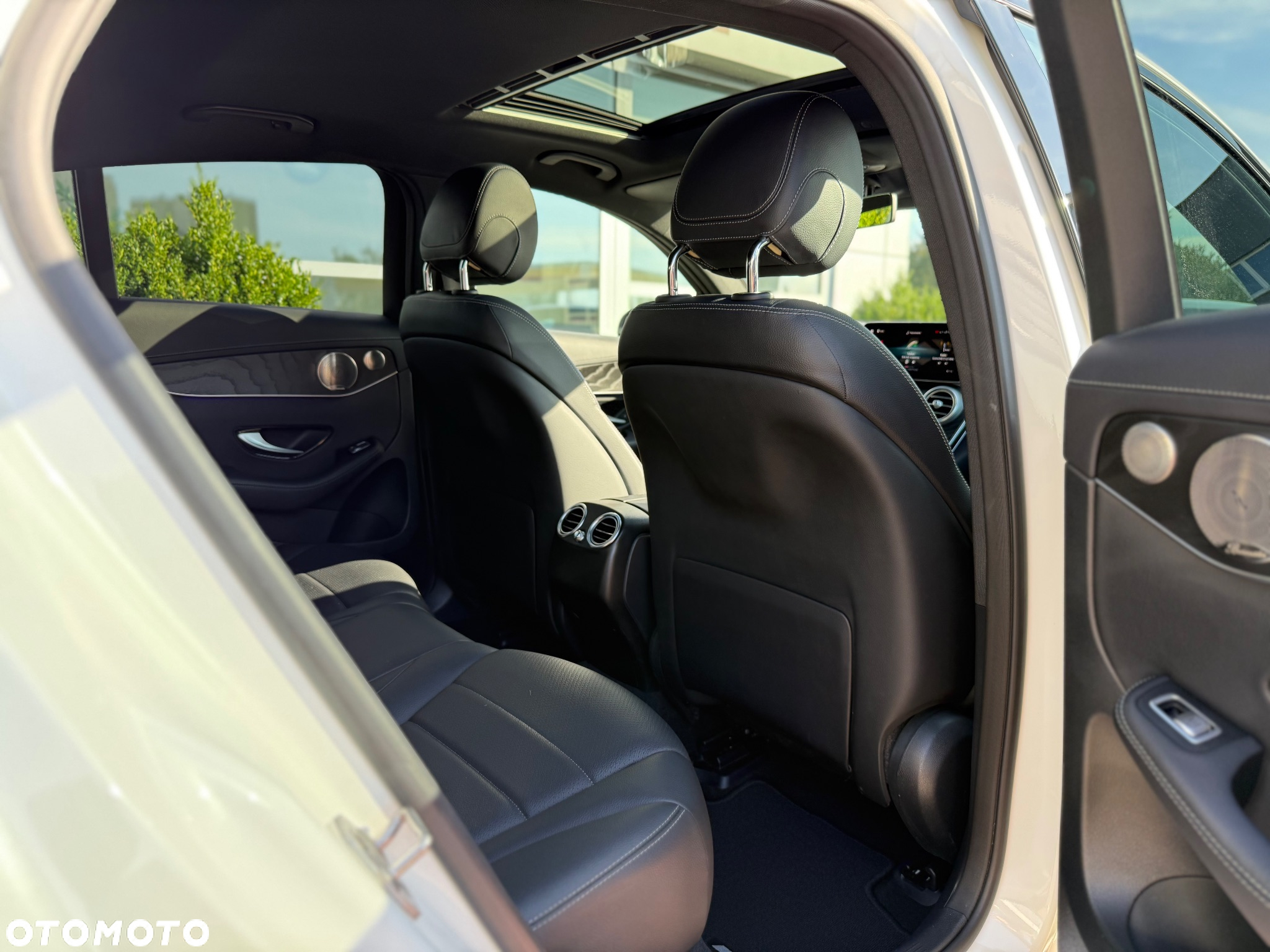 Mercedes-Benz GLC Coupe 300 de 4-Matic Business Edition - 10