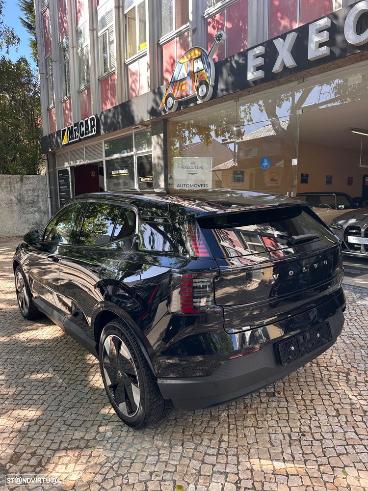 Volvo EX30 Twin Motor Performance AWD Black Edition Ultra - 8