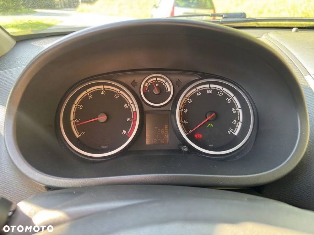 Opel Corsa 1.2 16V Essentia - 15