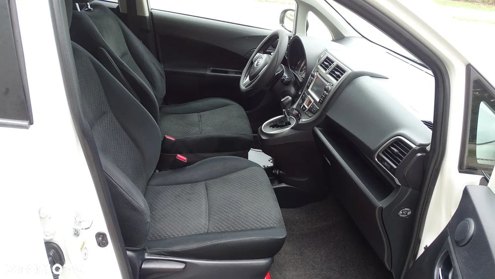 Toyota Verso S - 12