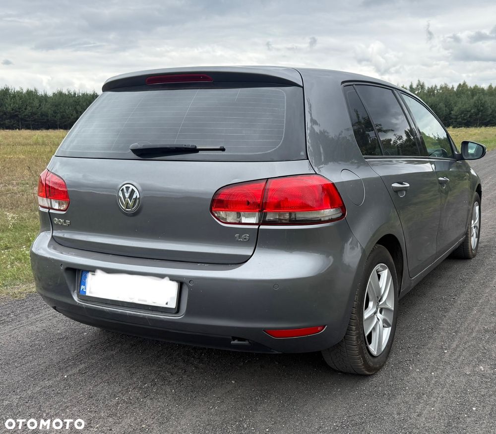 Volkswagen Golf - 4