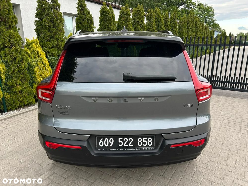 Volvo XC 40 T5 AWD Geartronic Momentum Pro - 14
