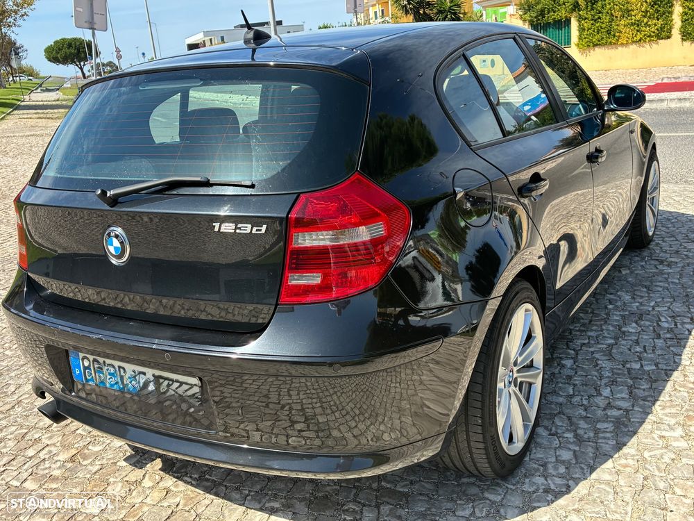BMW 123 d - 14