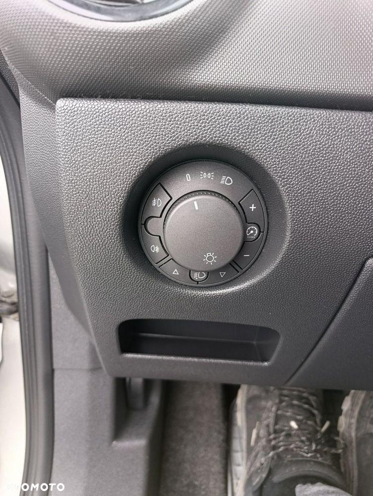 Opel Corsa - 14