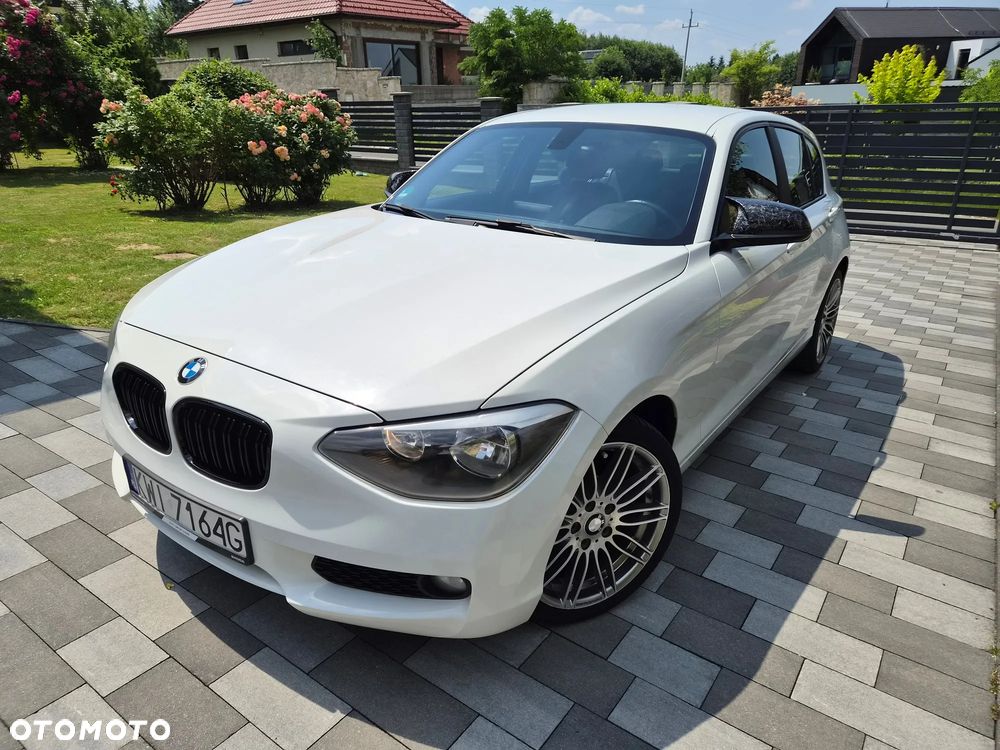 BMW Seria 1 116d Sport Line - 4