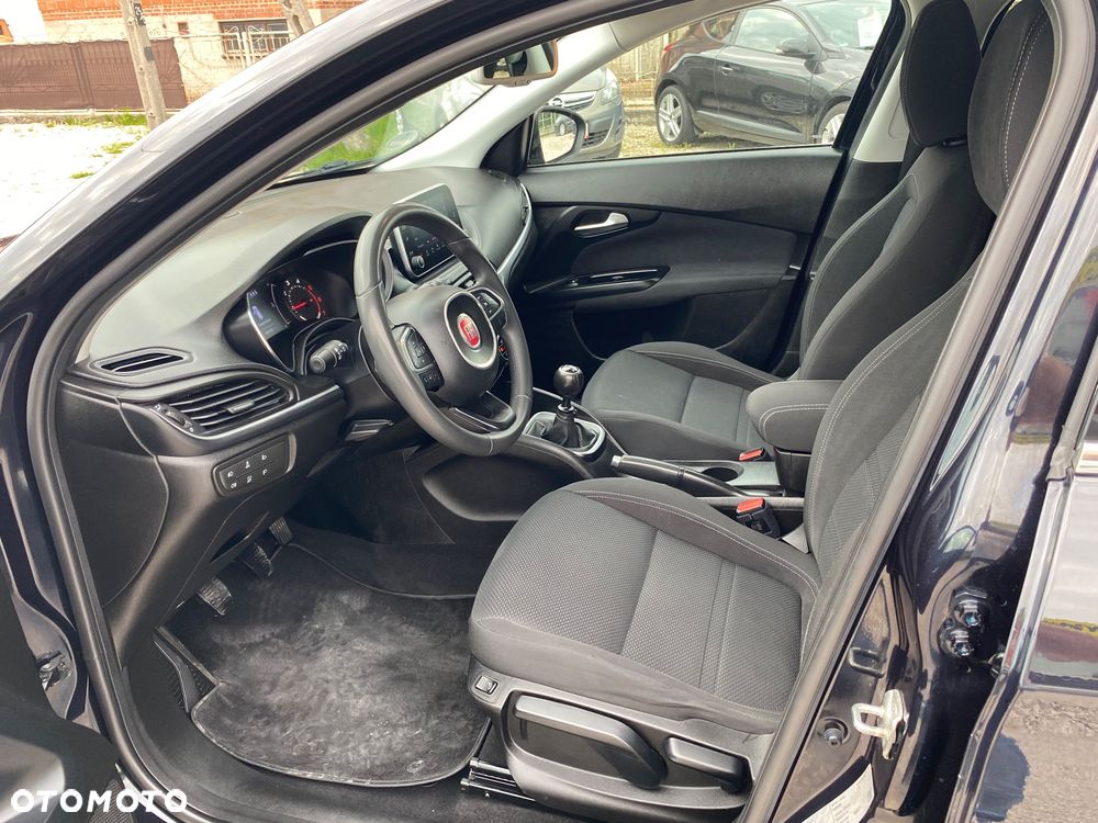 Fiat Tipo 1.6 MultiJet 16v Lounge - 4