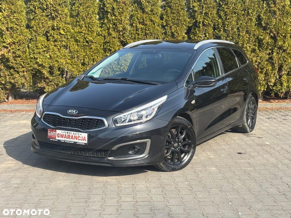 Kia Ceed 1.6 GDI Platinum Edition - 1