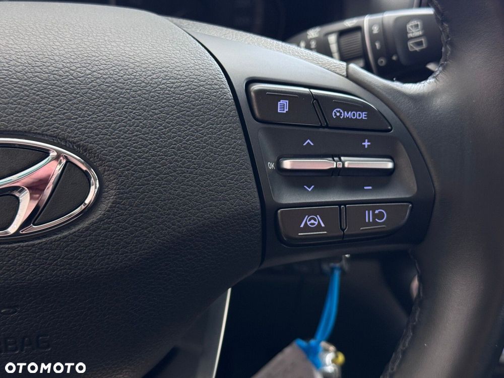 Hyundai i30 - 23