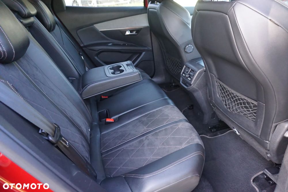 Peugeot 3008 BlueHDi 180 Stop & Start EAT8 GT - 17
