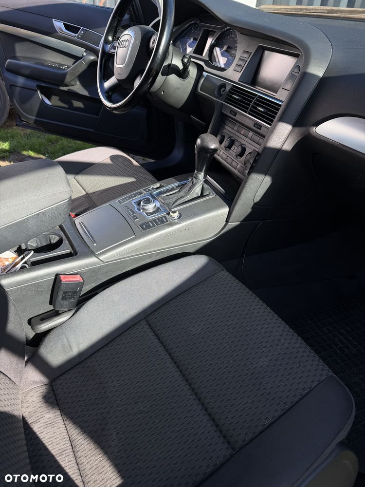 Audi A6 Avant - 11