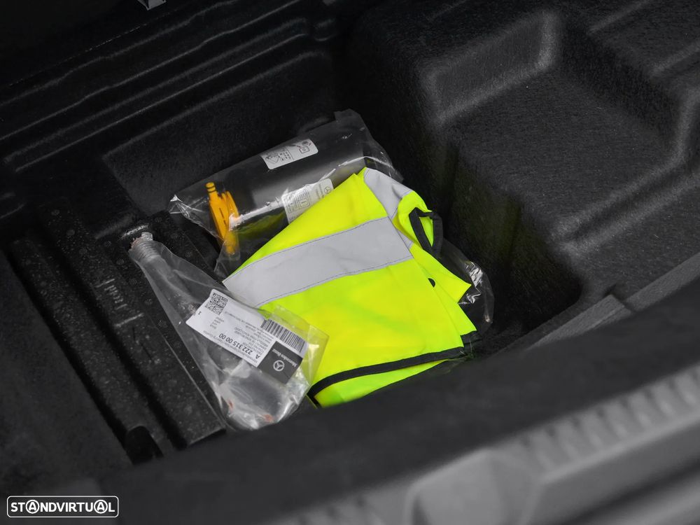 Mercedes-Benz E 220 d AMG Line Aut. - 53