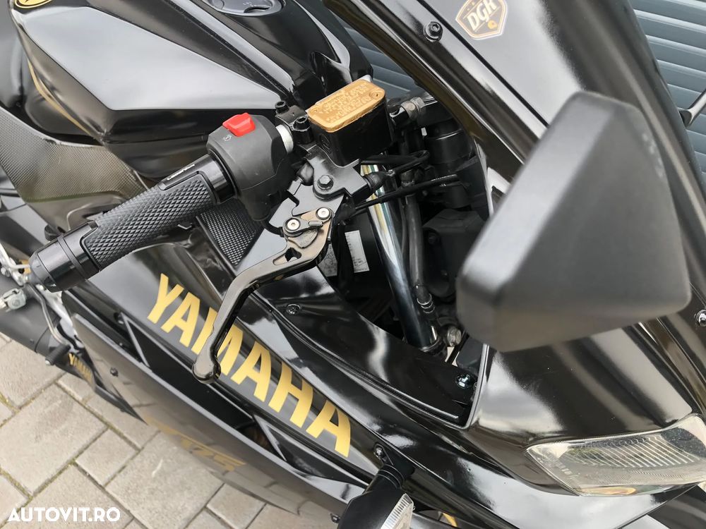 Yamaha YZF-R125 - 7