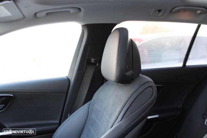 Mercedes-Benz C 300 de T 9G-TRONIC AMG Line - 41