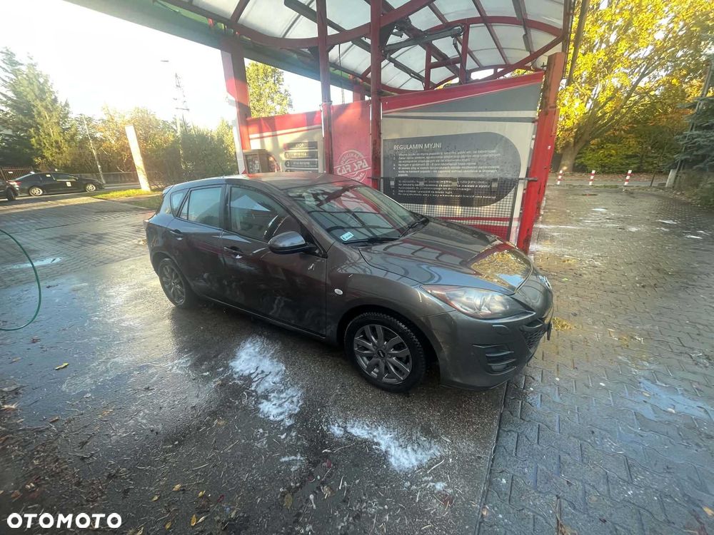 Mazda 3 - 4