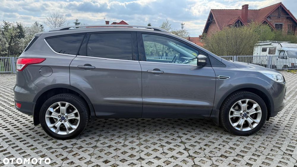 Ford Kuga 2.0 TDCi 4x4 Titanium - 12