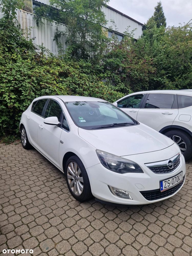 Opel Astra 1.7 CDTI DPF ecoFLEX Start/Stop Edition - 1