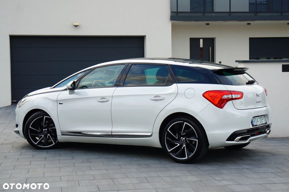 Citroën DS5 HDi 165 SportChic - 16