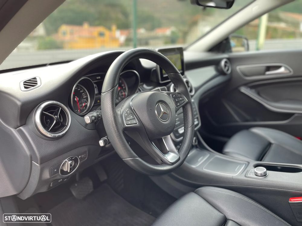 Mercedes-Benz CLA 180 d Shooting Brake Aut. - 9