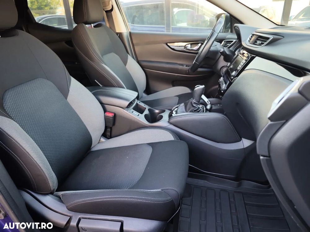 Nissan Qashqai 1.3 l MHEV X-Tronic 4WD N-Connecta - 17