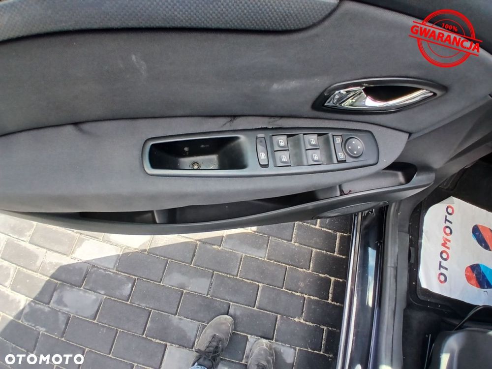 Renault Scenic 1.6 dCi Energy Bose Edition S&S - 29