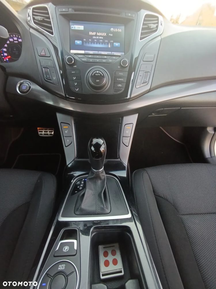 Hyundai i40 1.7 CRDi Automatik Premium - 11