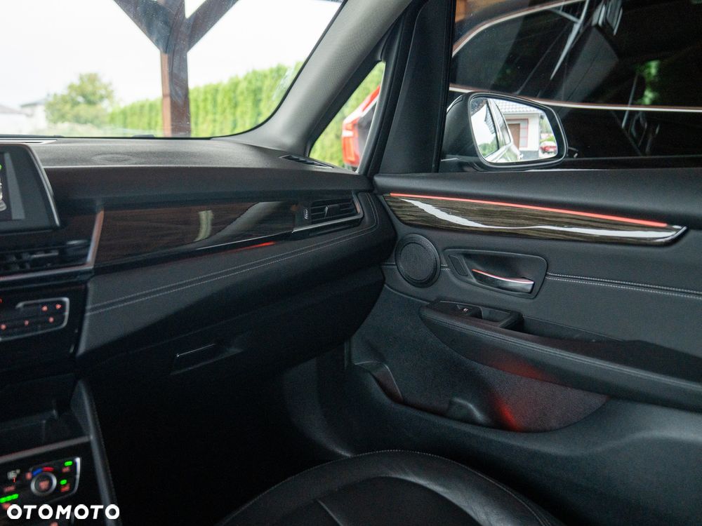 BMW Seria 2 218d Sport-Aut Luxury Line - 40