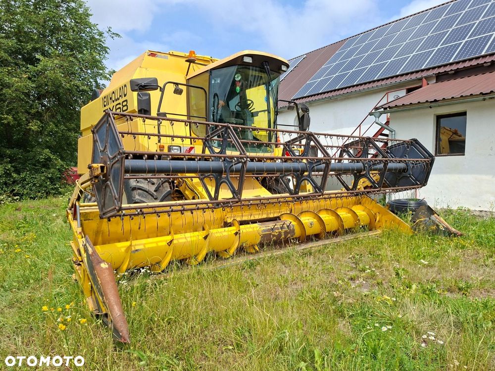New Holland Tx 68 - 3