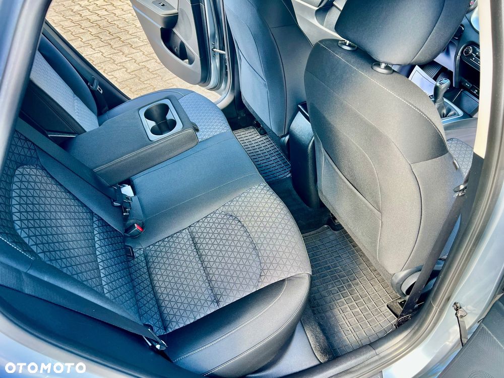 Kia Ceed 1.6 CRDi SCR L - 21
