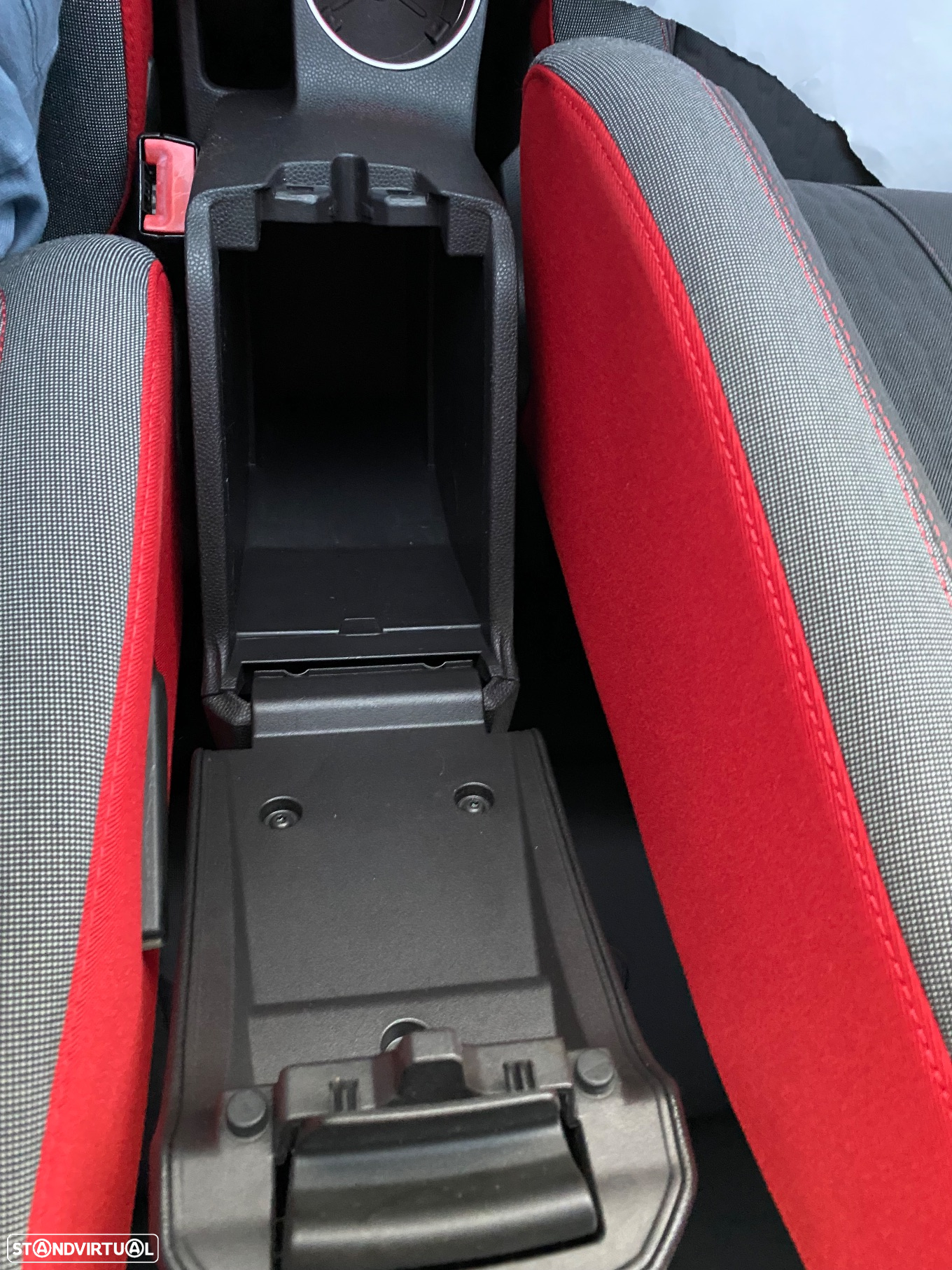 Ford Fiesta 1.0 T EcoBoost STLine Red&Black - 28