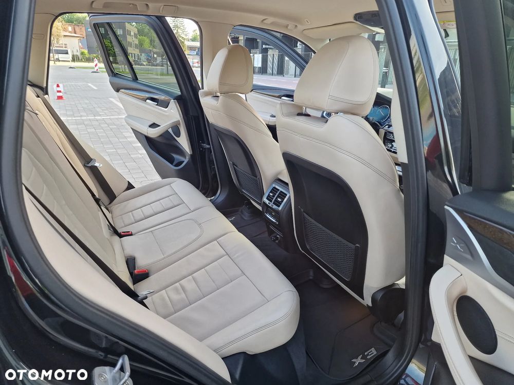 BMW X3 xDrive20d Business Edition - 26