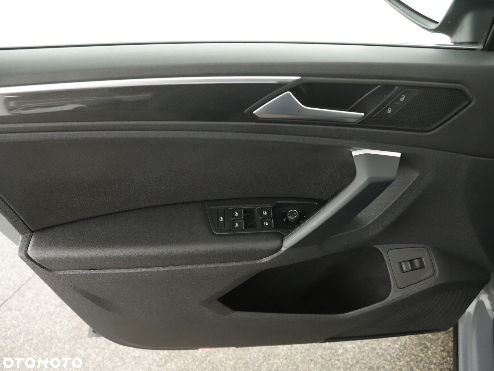 Volkswagen Tiguan - 19